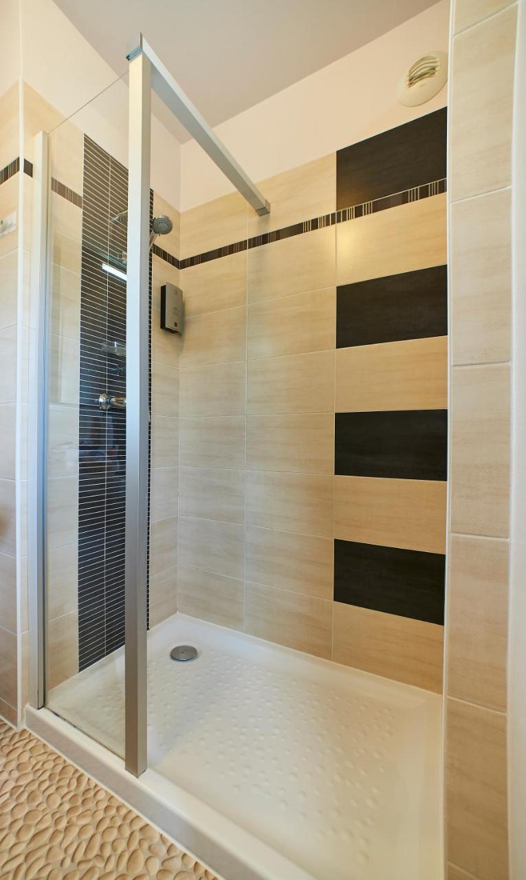Logis Hotel De La Bruyere Pouzauges Zewnętrze zdjęcie